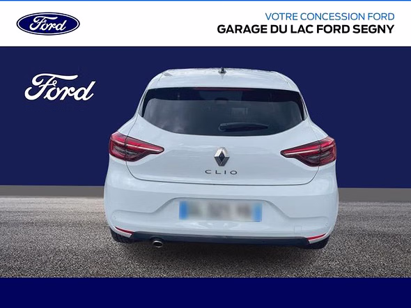RENAULT Clio 1.3 TCe 140ch Techno - Vue 3