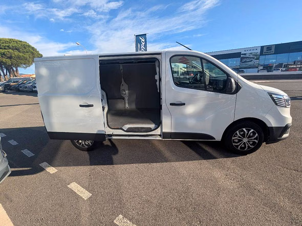 RENAULT Trafic Fg L1H1 2T8 2.0 Blue dCi 130ch Confort - Miniature 9