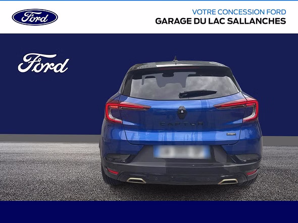 RENAULT Captur 1.6 E-Tech hybride 145ch Engineered - Vue 3