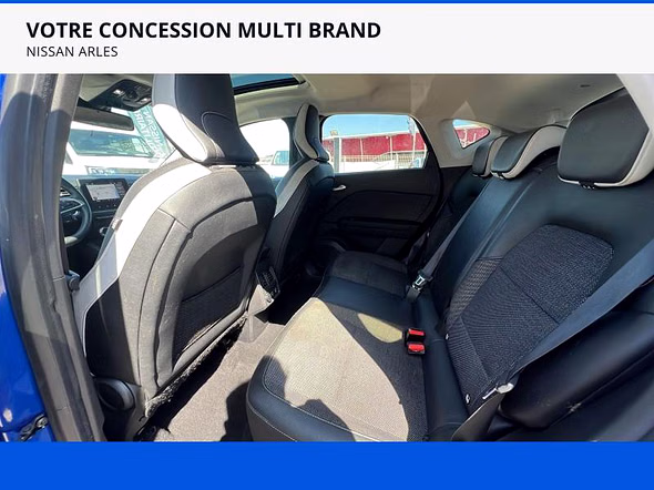RENAULT Captur 1.6 E-Tech hybride 145ch Intens - Miniature 11