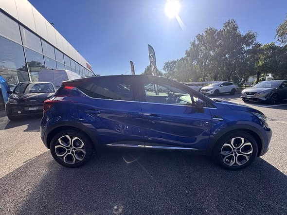 RENAULT Captur 1.3 TCe 140ch FAP Intens EDC -21 - Vue 4