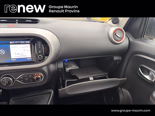 RENAULT Twingo 0.9 TCe 110ch GT - Miniature 26