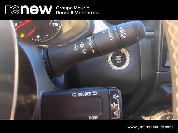 RENAULT Captur 1.6 E-Tech hybride 145ch Evolution - Miniature 22