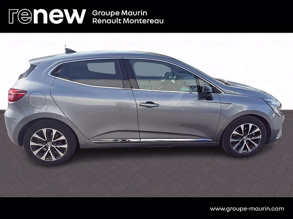RENAULT Clio 1.6 E-Tech 145ch full hybrid Techno - Vue 3