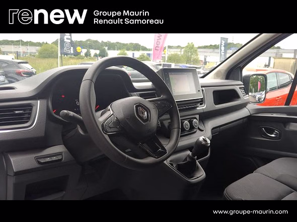 RENAULT Trafic Fg L1H1 2T8 2.0 Blue dCi 130ch Grand Confort E6E - Vue 4