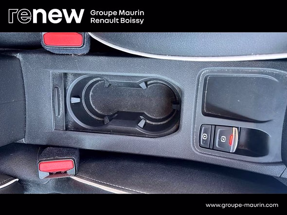 RENAULT Clio 1.0 TCe 90ch Intens -21 - Miniature 32