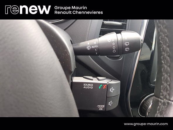 RENAULT Captur 0.9 TCe 90ch energy Intens Euro6c - Miniature 20