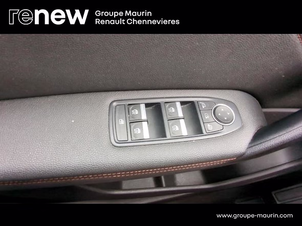 RENAULT Captur 1.3 TCe 155ch FAP Initiale Paris EDC - 20 - Miniature 22