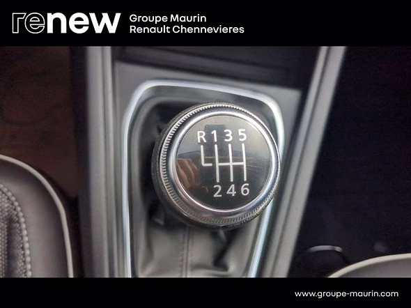 RENAULT Captur 1.3 TCe mild hybrid 140ch Techno - Miniature 29