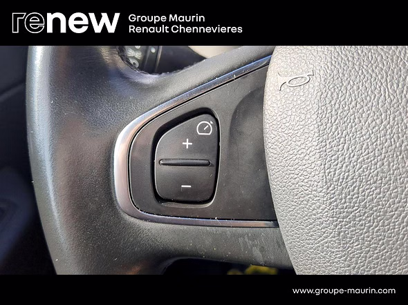 RENAULT Captur I (J87) Ph2 1.3 TCe 130 FAP Intens - Miniature 12