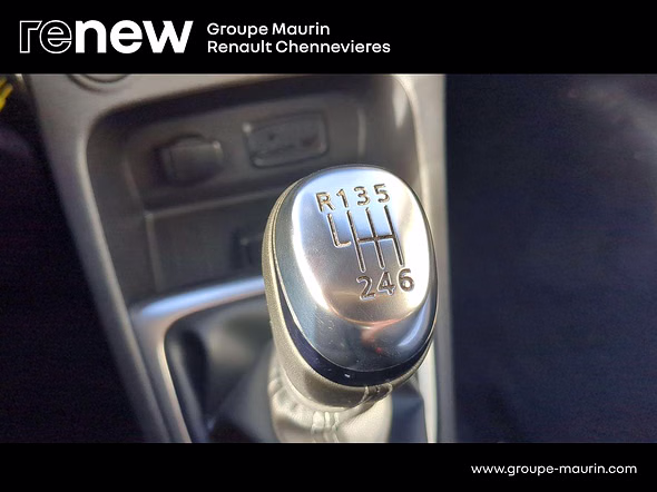 RENAULT Captur I (J87) Ph2 1.3 TCe 130 FAP Intens - Miniature 21