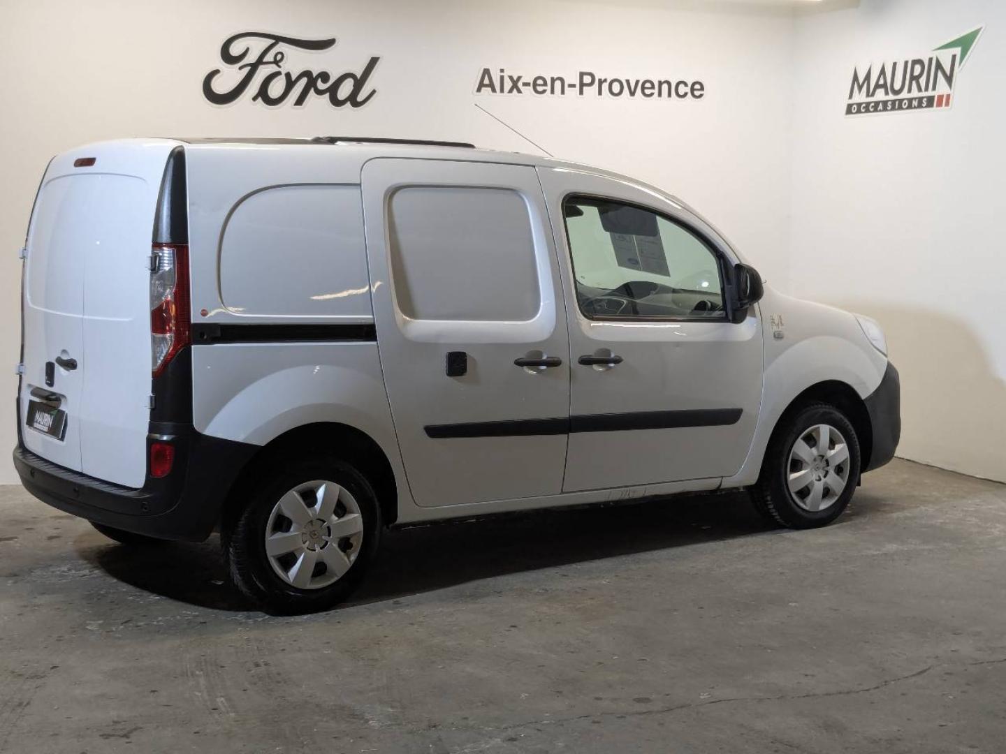 RENAULT Kangoo Express 1.5 dCi 110ch energy Extra R-Link Euro6   8741.67€ ht - Photo 21