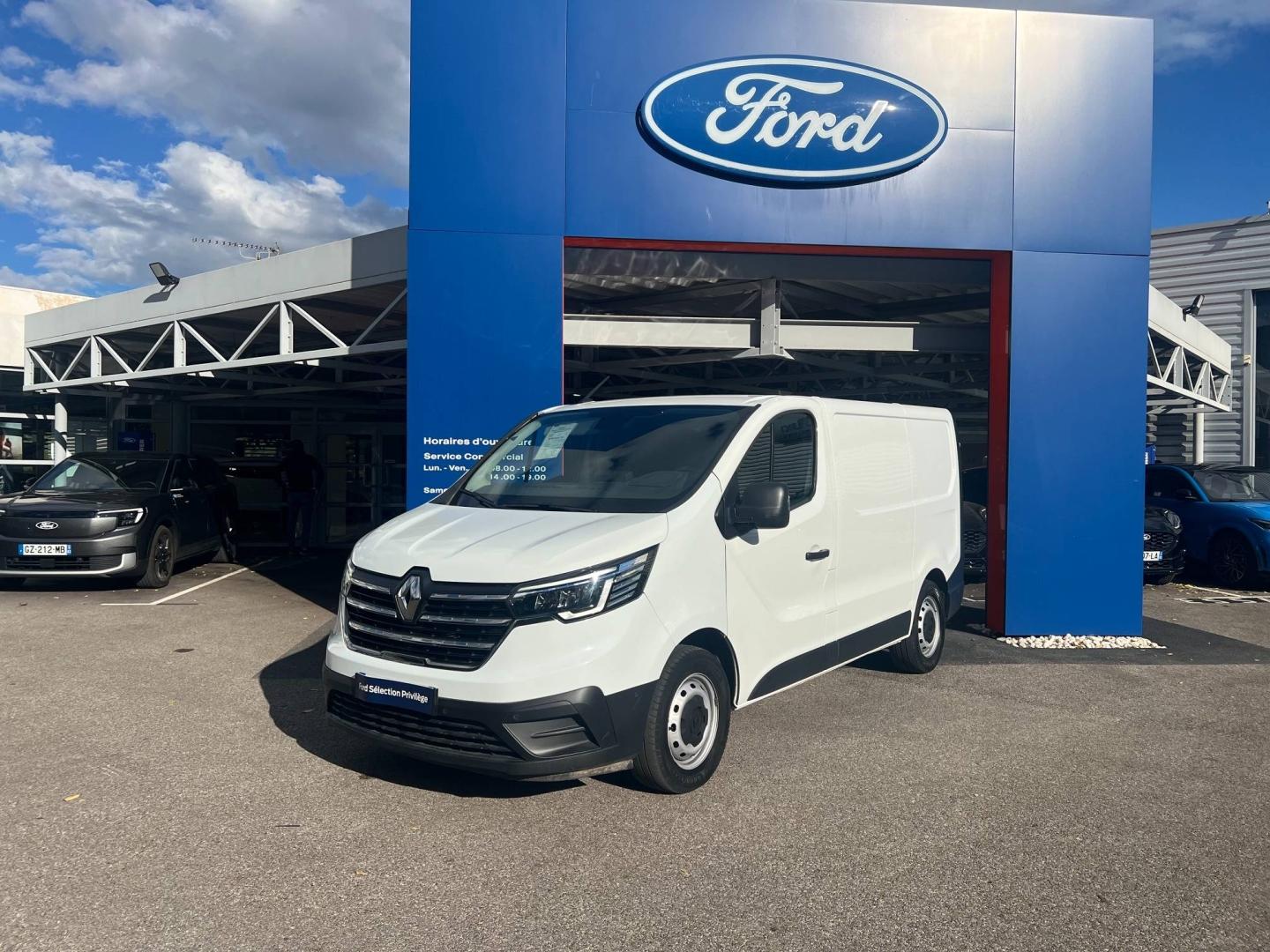 RENAULT Trafic Fg L1H1 2T8 2.0 Blue dCi 150ch Grand Confort - Photo 2