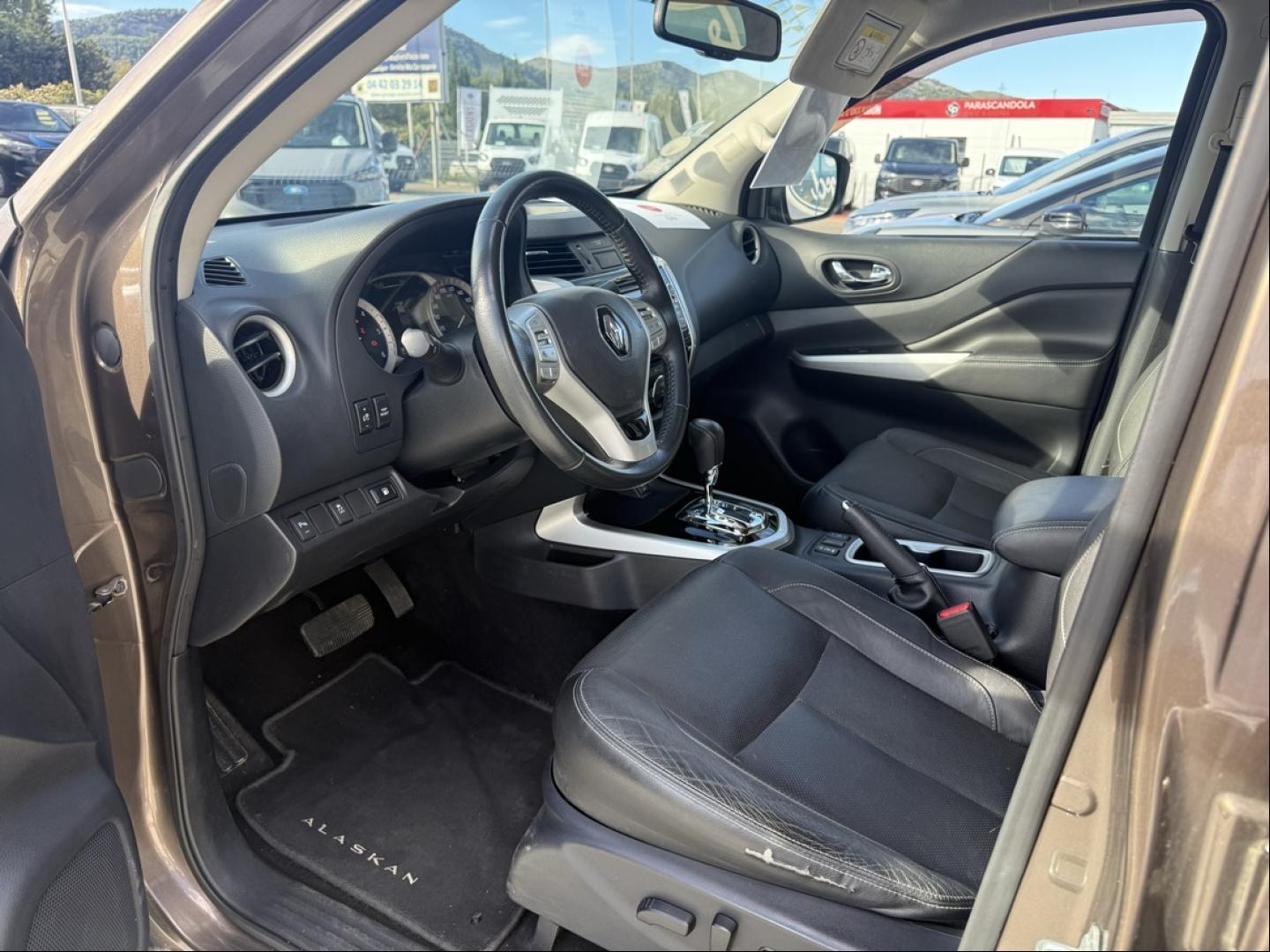RENAULT Alaskan 2.3 dCi 190ch Double Cabine Intens BVA - Photo 10