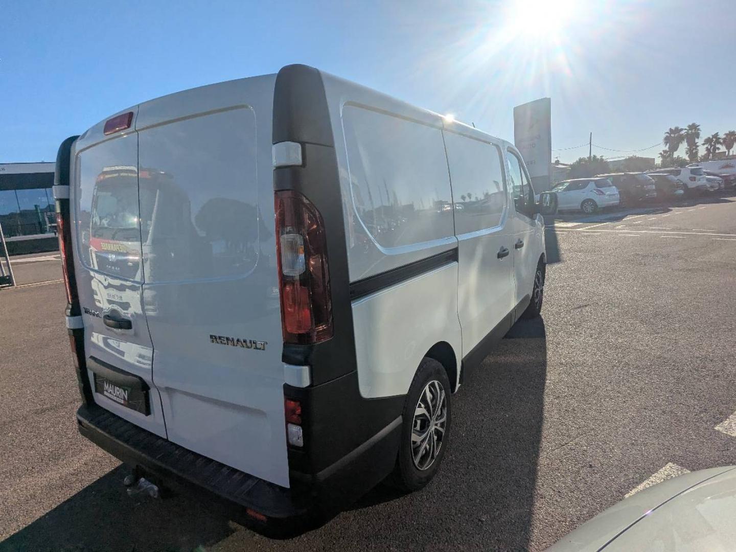 RENAULT Trafic Fg L1H1 2T8 2.0 Blue dCi 130ch Confort - Photo 7
