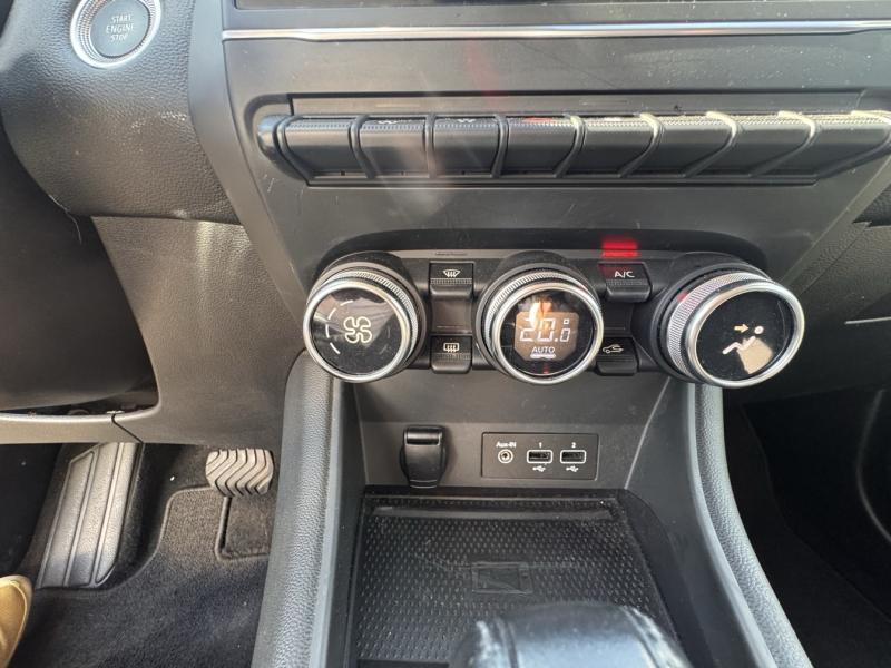 RENAULT Captur 1.3 TCe 140ch FAP Intens EDC -21 - Photo 21