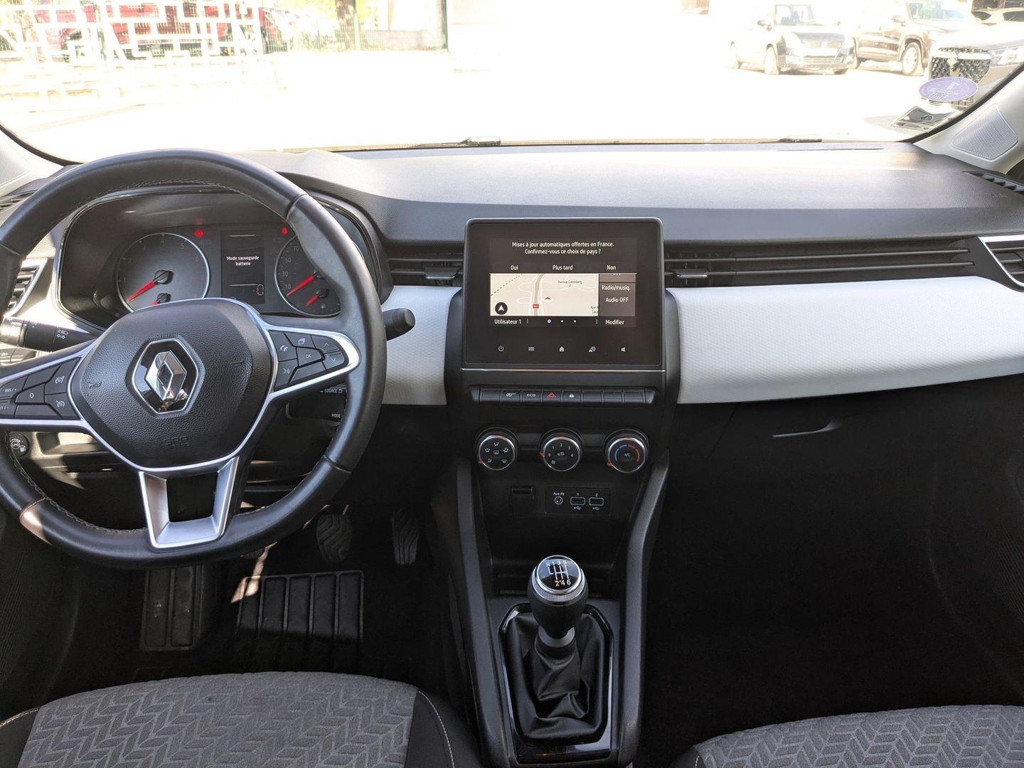 RENAULT Clio 1.0 TCe 100ch Evolution GPL - Photo 11
