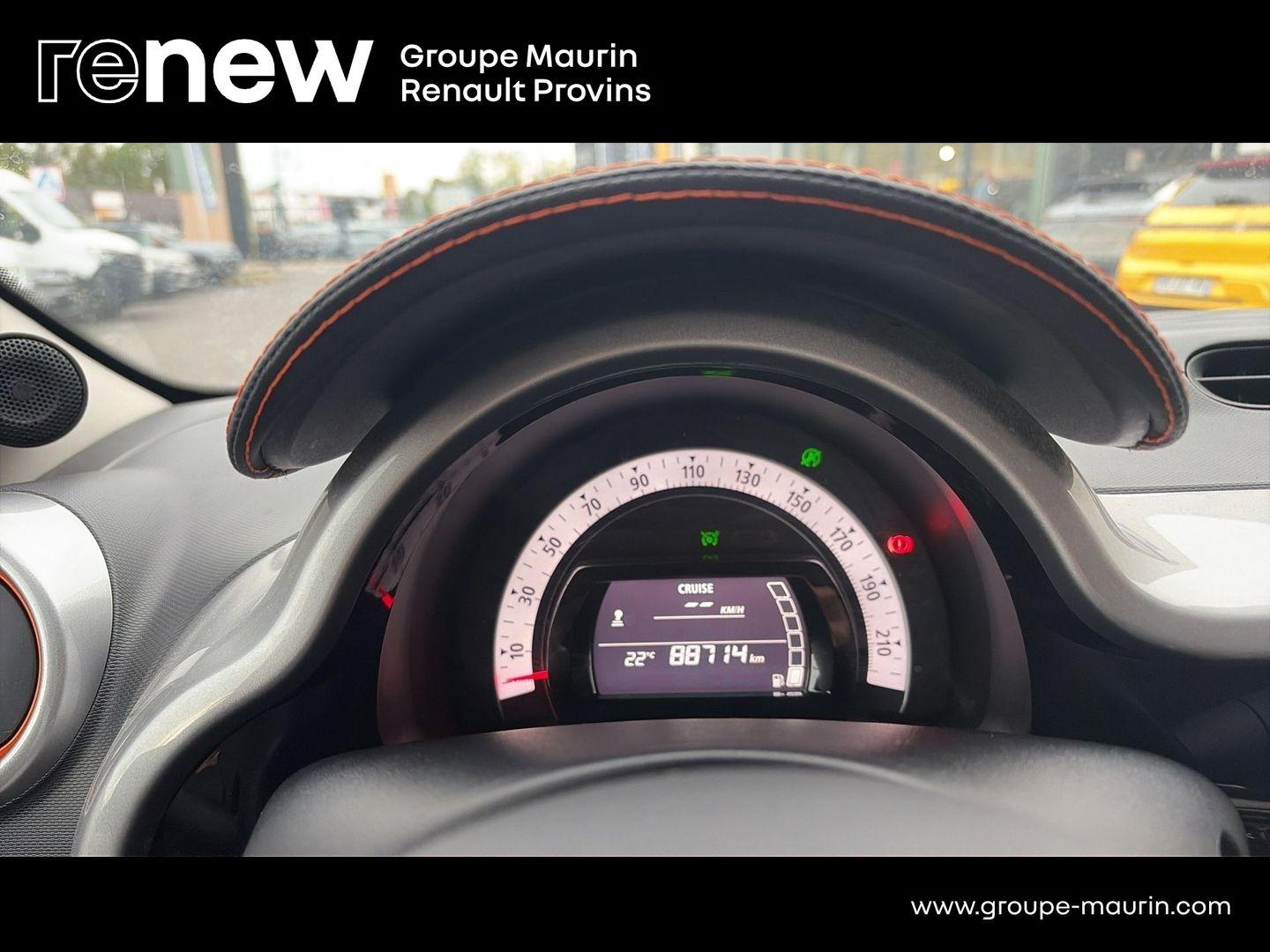 RENAULT Twingo 0.9 TCe 110ch GT - Photo 21