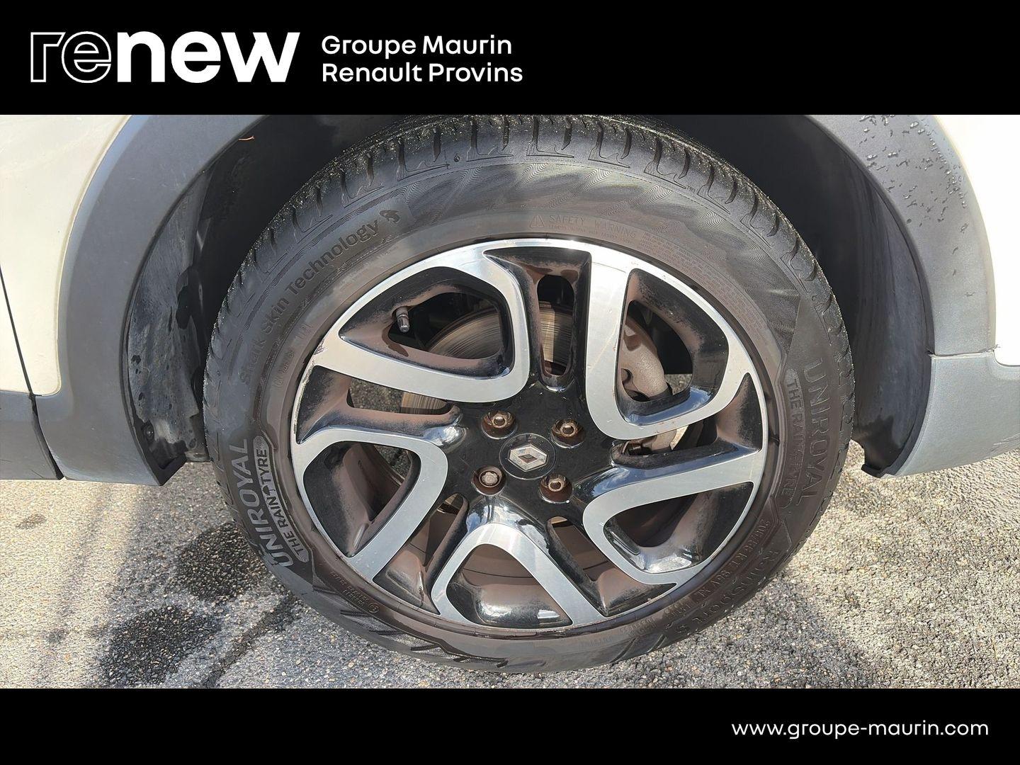 RENAULT Captur 1.5 dCi 110ch Stop&Start energy Intens - Photo 9