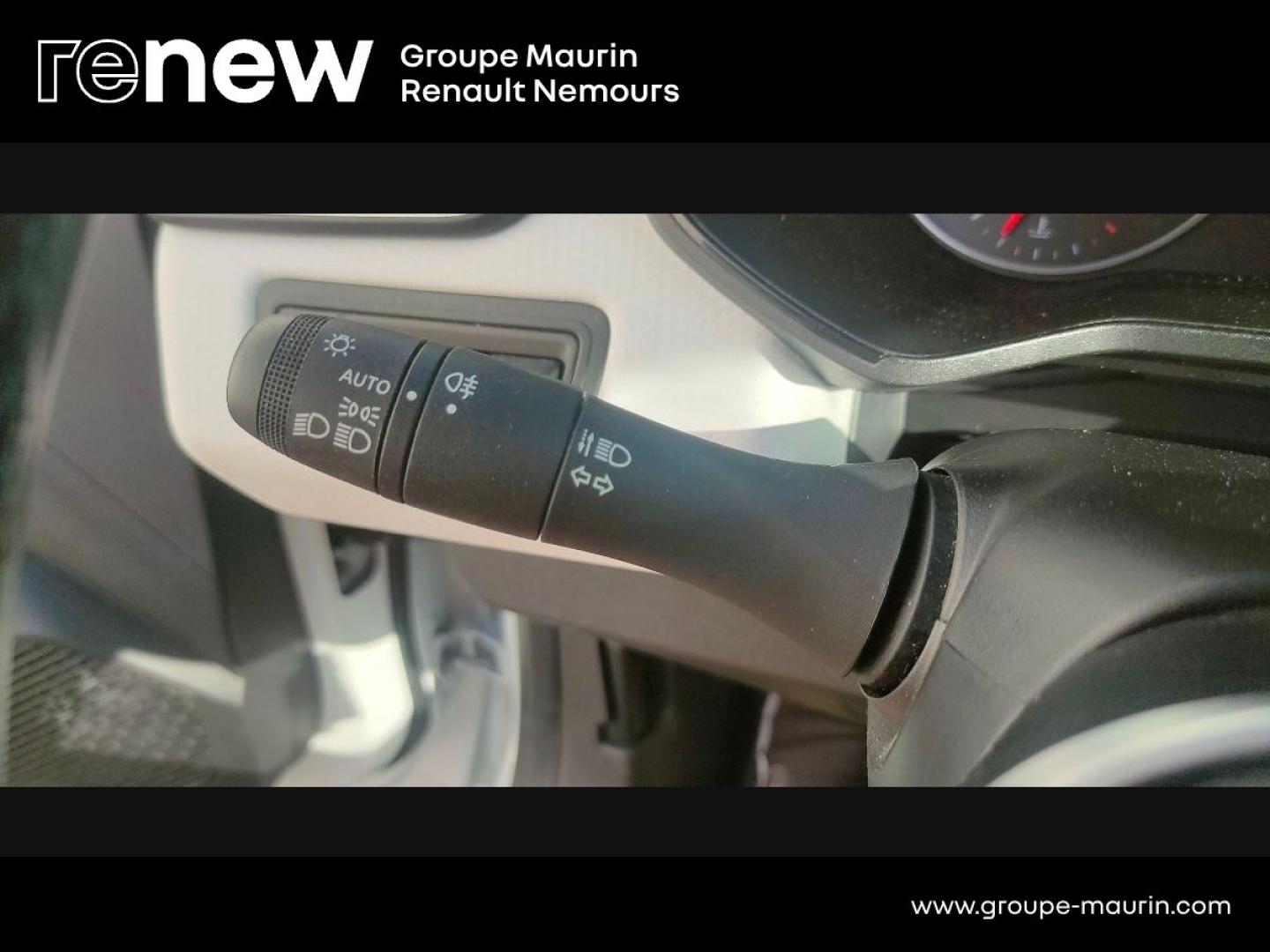 RENAULT Clio 1.0 SCe 65ch Evolution - Photo 22