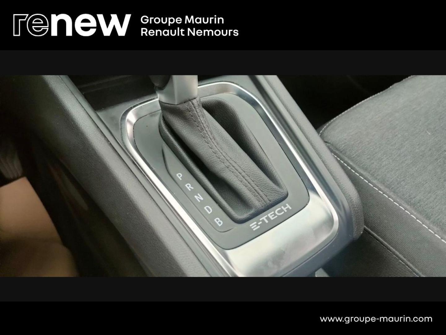 RENAULT Captur 1.6 E-Tech hybride 145ch Business - Photo 29