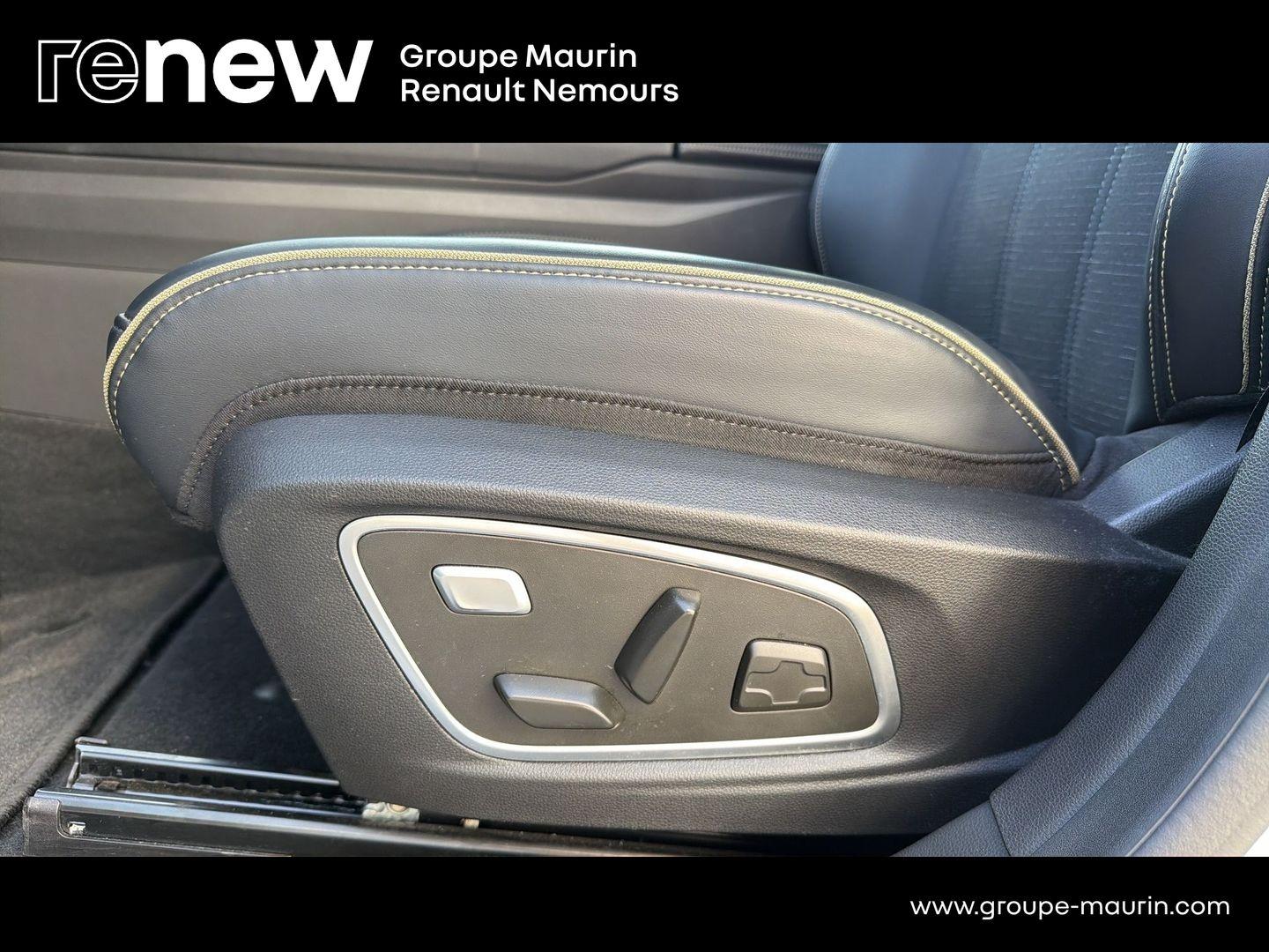 RENAULT Austral 1.2 E-Tech full hybrid 200ch Iconic - Photo 16