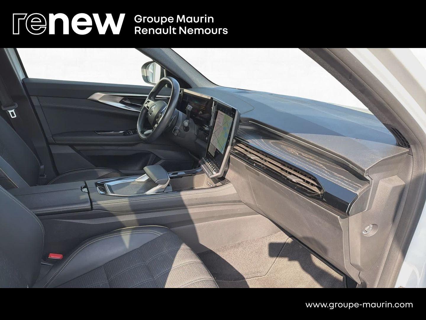 RENAULT Austral 1.2 E-Tech full hybrid 200ch Iconic - Photo 30