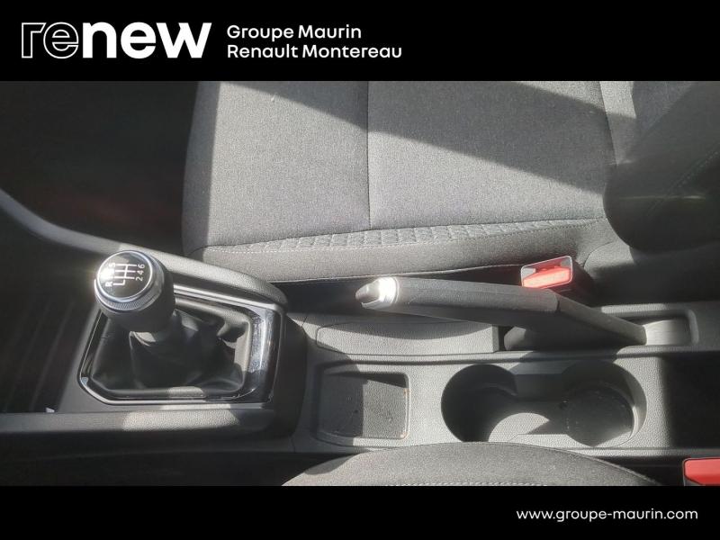 RENAULT Clio 1.0 TCe 90ch Equilibre - Photo 29