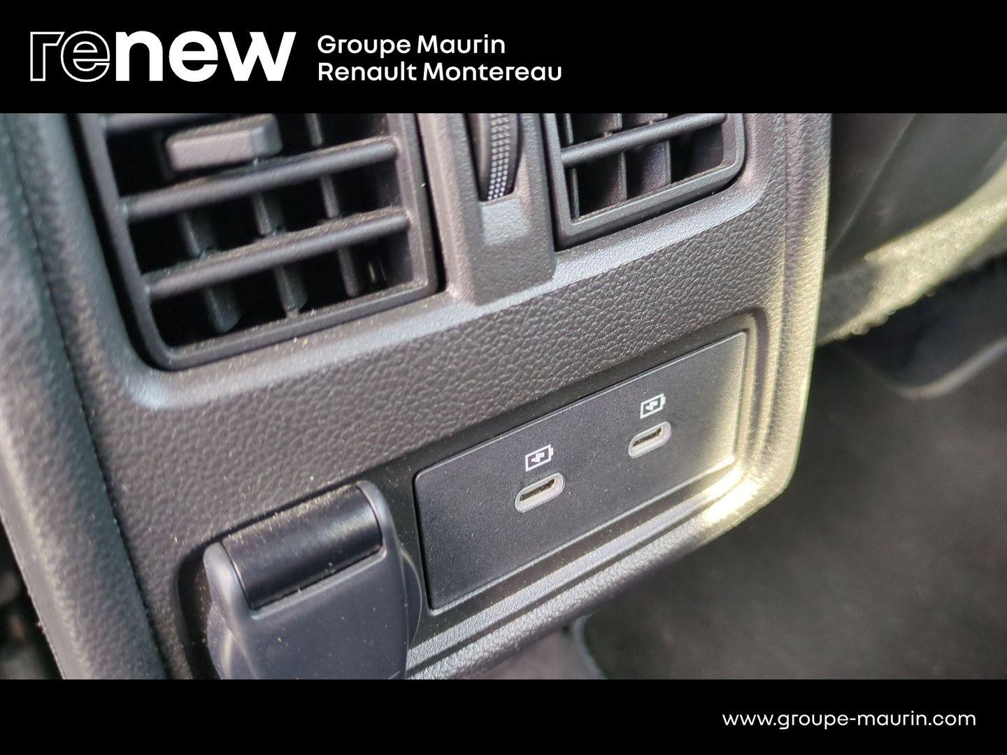 RENAULT Symbioz 1.6 E-Tech full hybrid 145ch Iconic - Photo 17