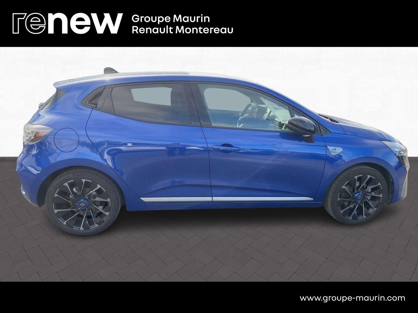 RENAULT Clio 1.6 E-Tech 145ch full hybrid esprit Alpine - 25 - Photo 6