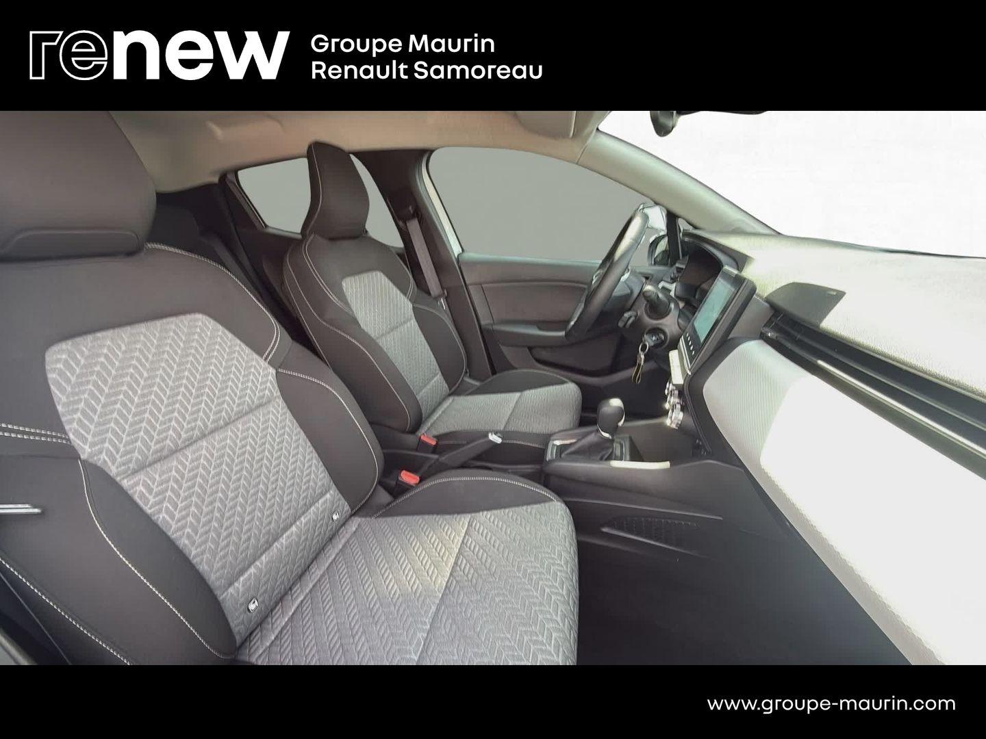 RENAULT Clio 1.6 E-Tech hybride 145ch Evolution - Photo 17