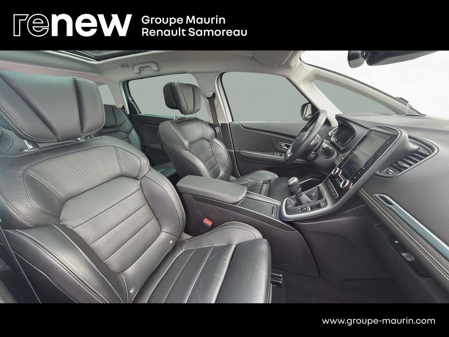 RENAULT Grand Scenic 1.6 dCi 130ch Energy Initiale Paris - Photo 18
