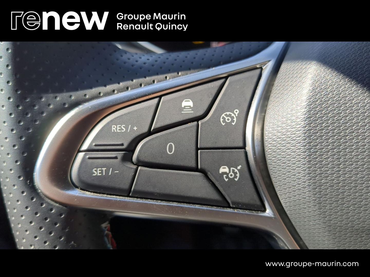 RENAULT Clio 1.0 TCe 90ch esprit Alpine - 24 - Photo 17