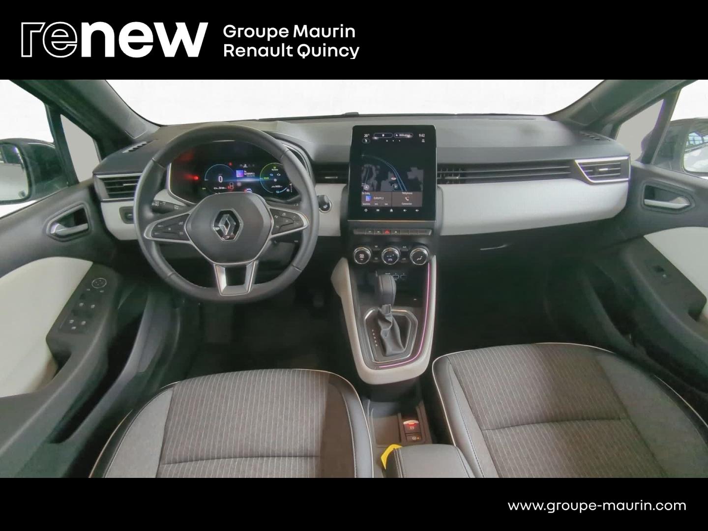 RENAULT Clio 1.6 E-Tech hybride 145ch Techno - Photo 11