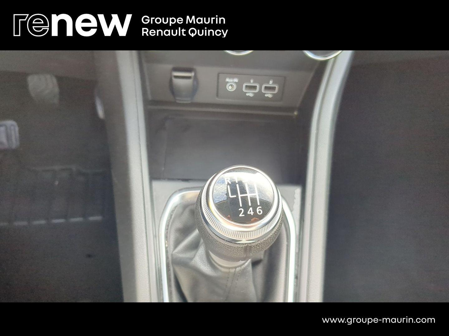RENAULT Captur 1.0 TCe 90ch Evolution - Photo 23