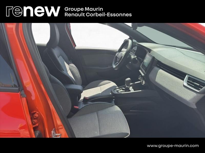 RENAULT Clio 1.6 E-Tech 145ch full hybrid Techno - 24 - Photo 17