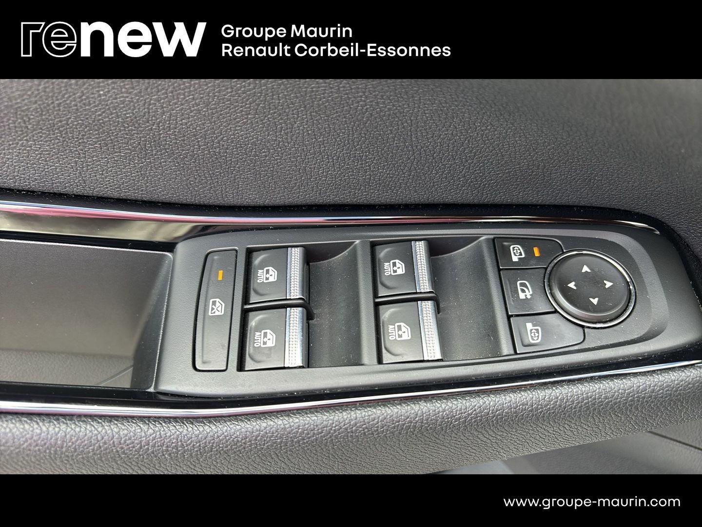 RENAULT Austral 1.2 E-Tech full hybrid 200ch Iconic - Photo 15
