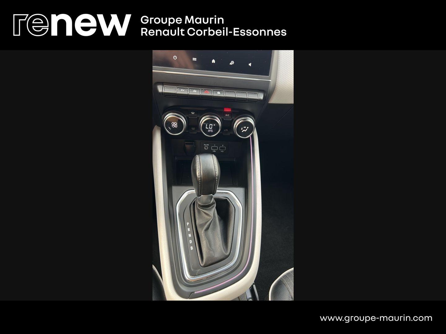 RENAULT Clio 1.6 E-Tech hybride 145ch Techno - Photo 19