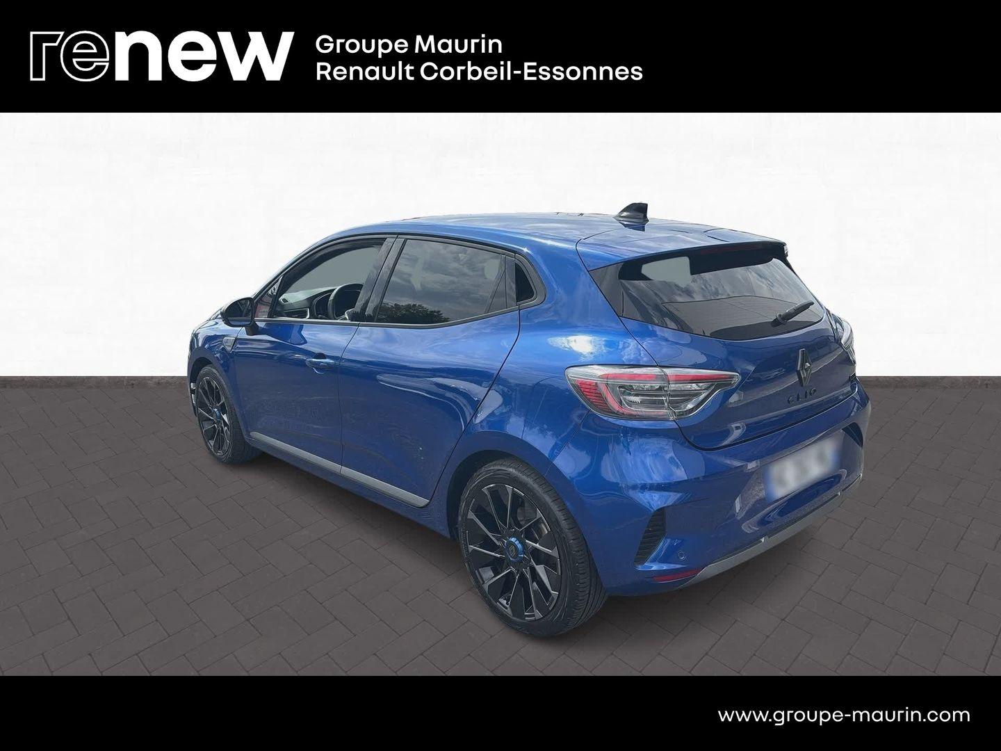RENAULT Clio 1.6 E-Tech 145ch full hybrid esprit Alpine - 24 - Photo 3