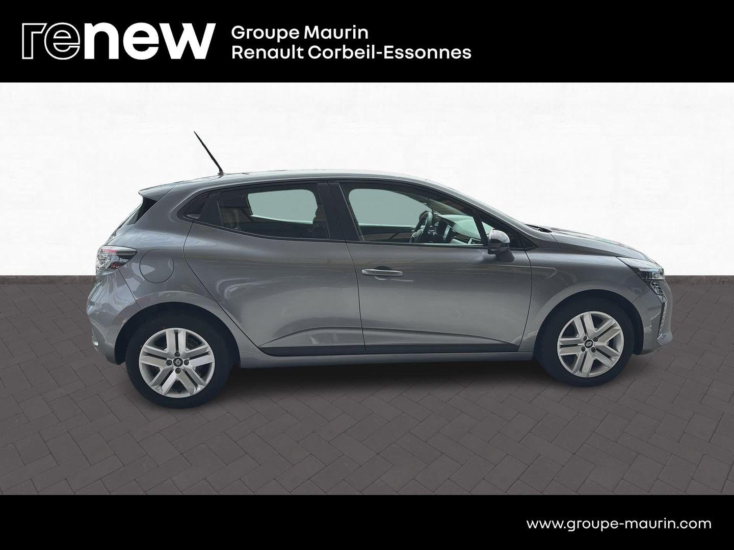RENAULT Clio 1.5 dCi 100ch Evolution - 25 - Photo 6
