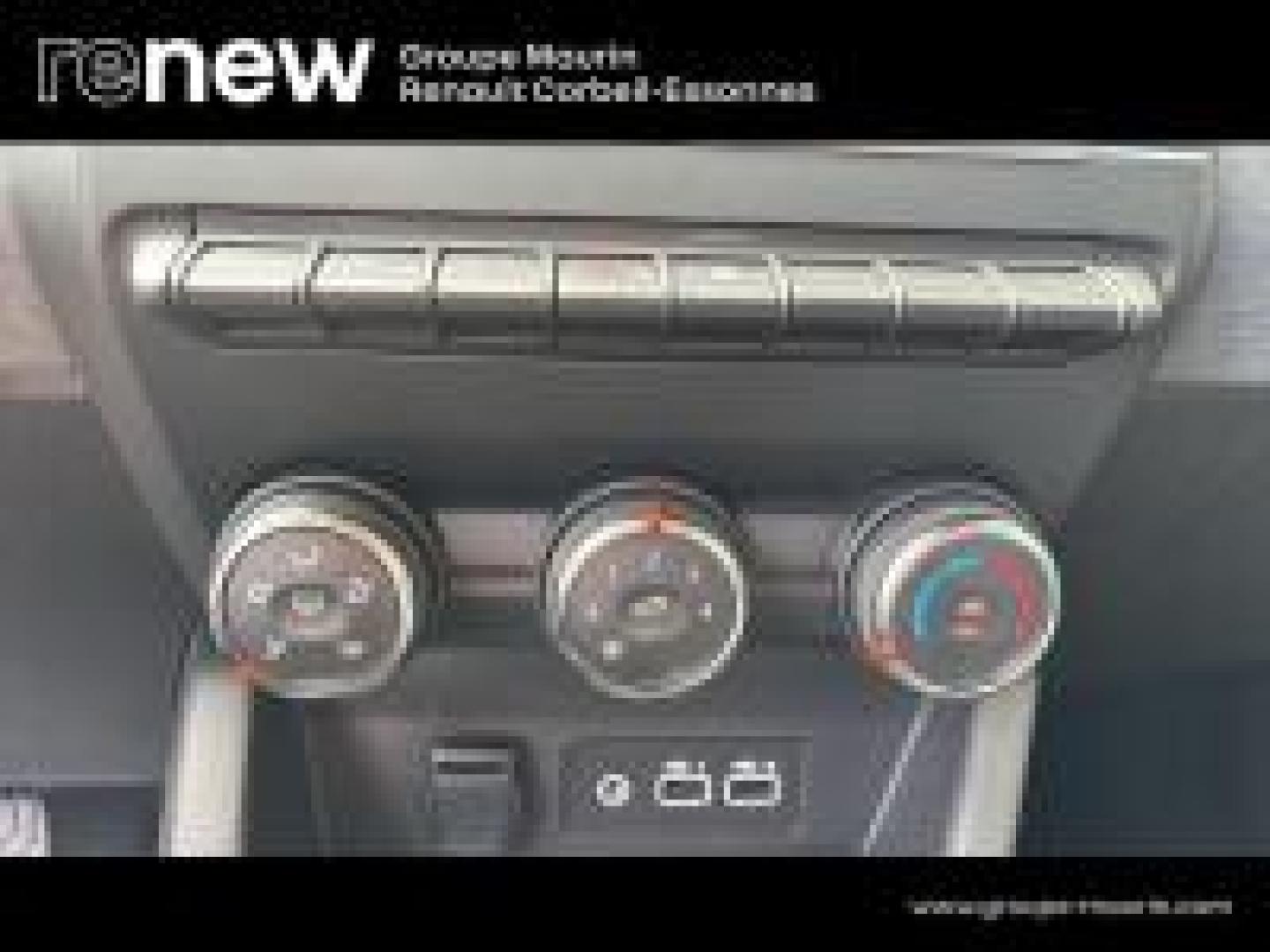 RENAULT Clio 1.5 dCi 100ch Evolution - 25 - Photo 21