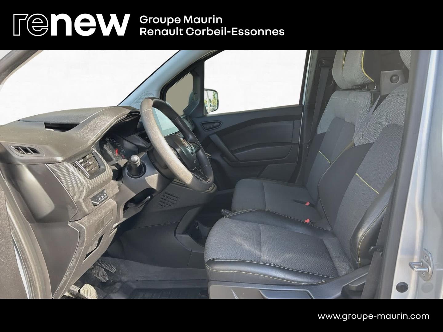 RENAULT Kangoo Van L1 1.3 TCe 100ch Grand Confort - 22 - Photo 17