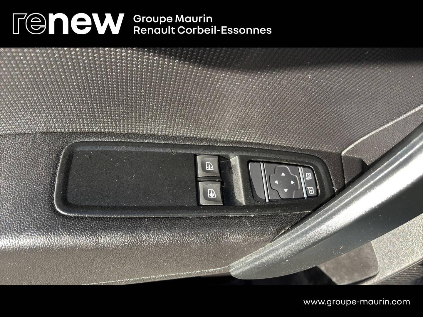 RENAULT Kangoo Van L1 1.3 TCe 100ch Grand Confort - 22 - Photo 23