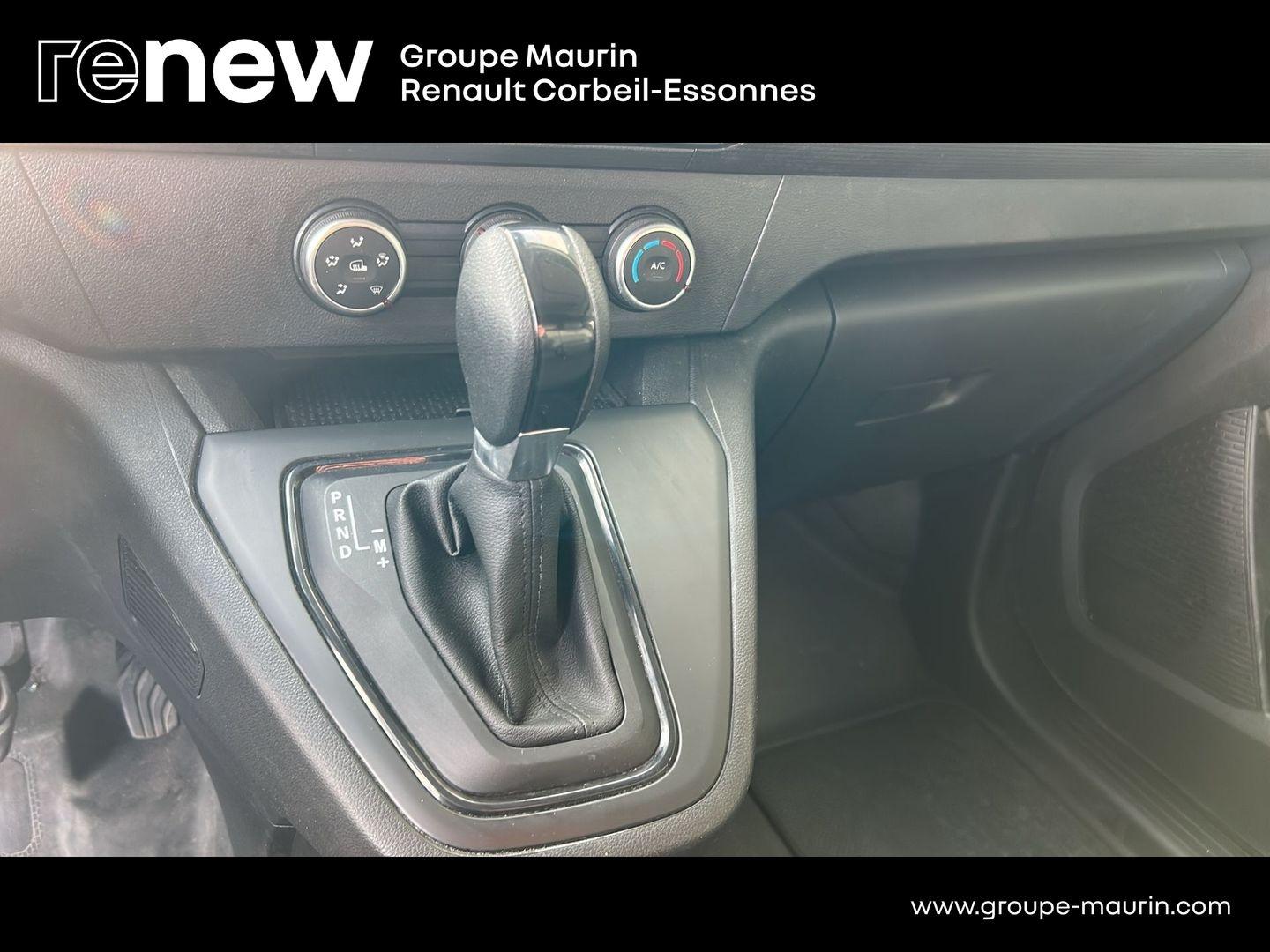 RENAULT Kangoo Van L1 1.5 Blue dCi 115ch Grand Confort EDC7 - 22 - Photo 17