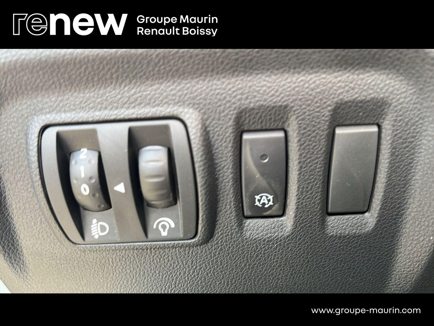 RENAULT Captur 1.3 TCe 150ch FAP Intens EDC - Photo 24