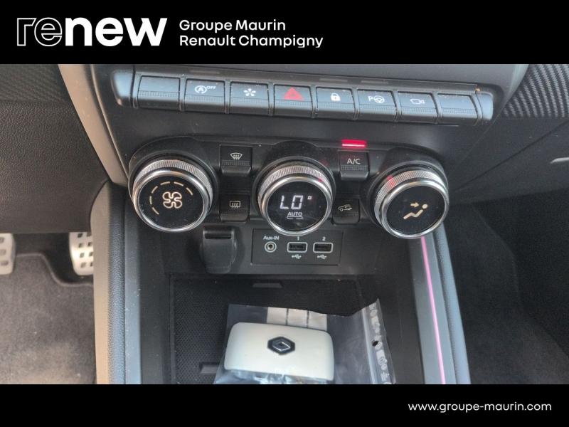 RENAULT Clio 1.3 TCe 140ch RS Line - Photo 18