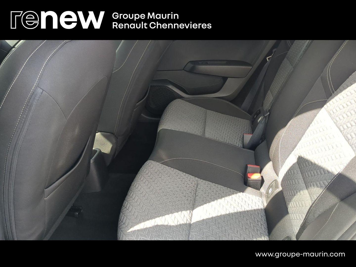RENAULT Clio 1.0 TCe 90ch Evolution - Photo 17