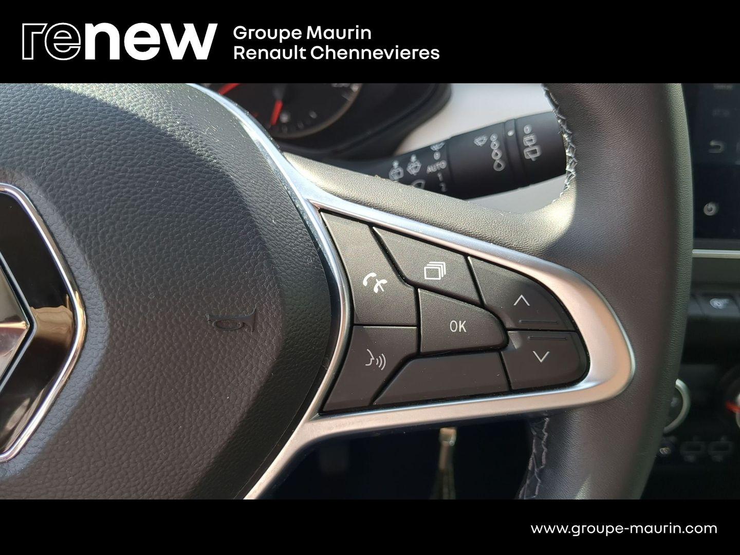 RENAULT Clio 1.0 TCe 90ch Evolution - Photo 32