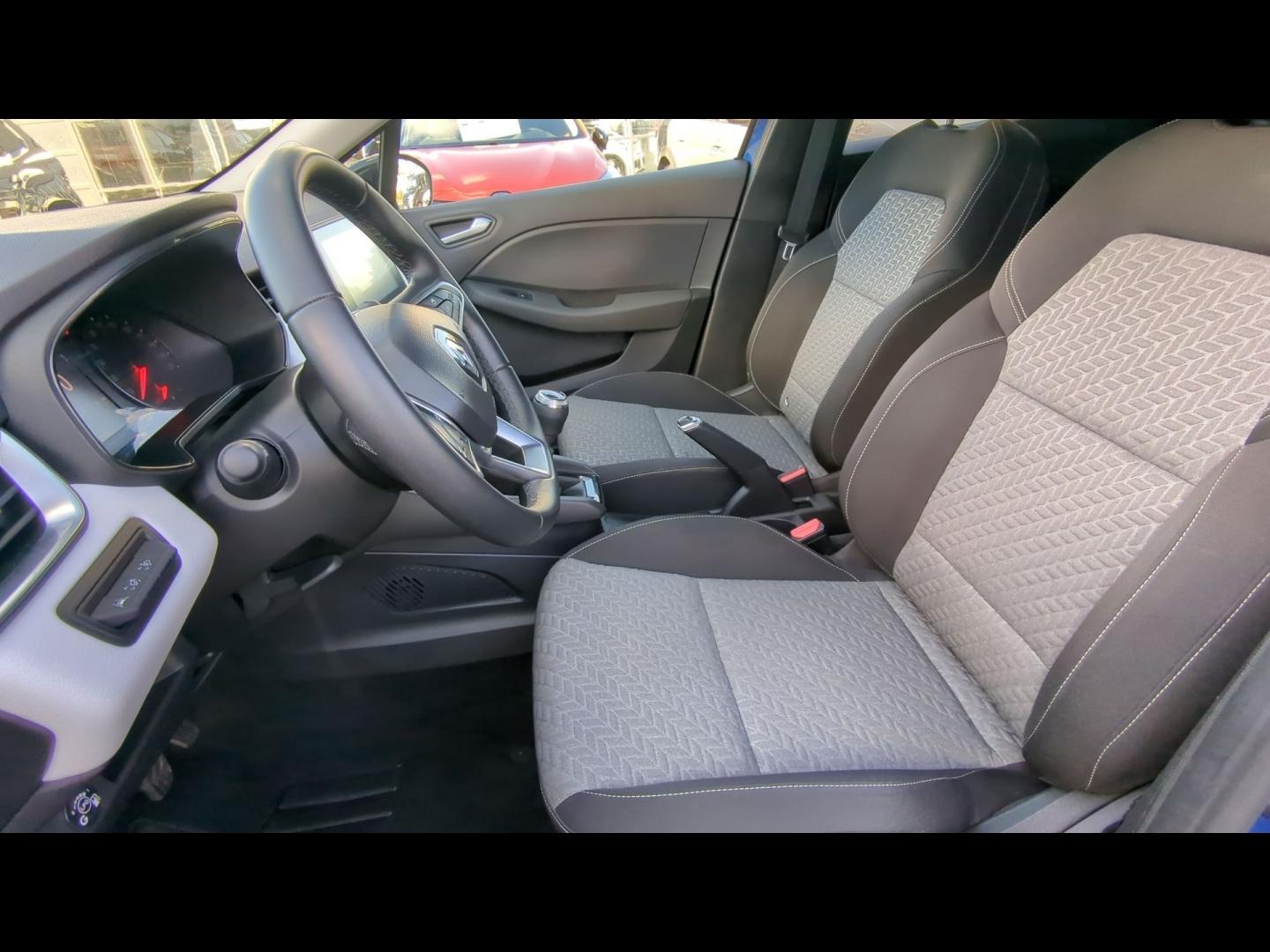 RENAULT Clio 1.0 TCe 100ch Evolution GPL - Photo 9