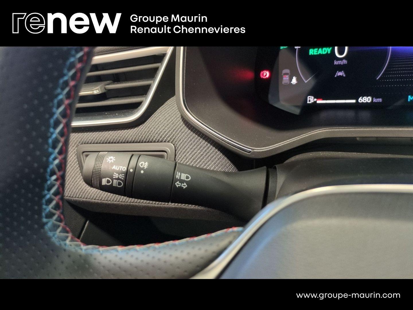 RENAULT Clio 1.6 E-Tech 145ch full hybrid esprit Alpine - 25 - Photo 16